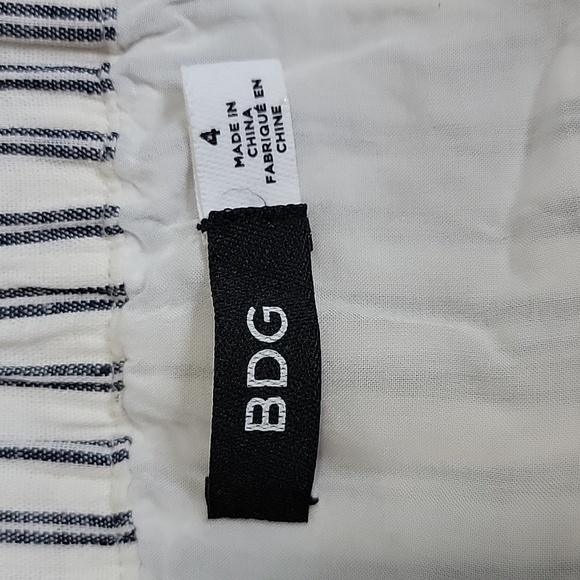 BDG STRIPED STRAPLESS DRESS/ SIZE  4 - Picture 15 of 17